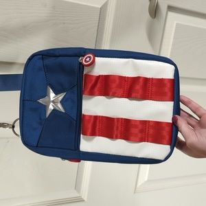 Discontinued | Captain America Shoulder/Side Strap Bag